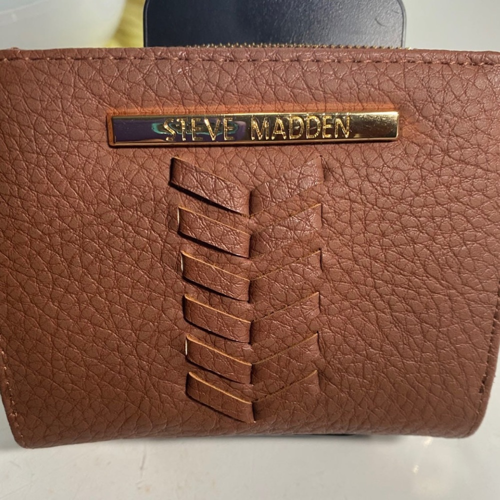 Steve Madden wallet